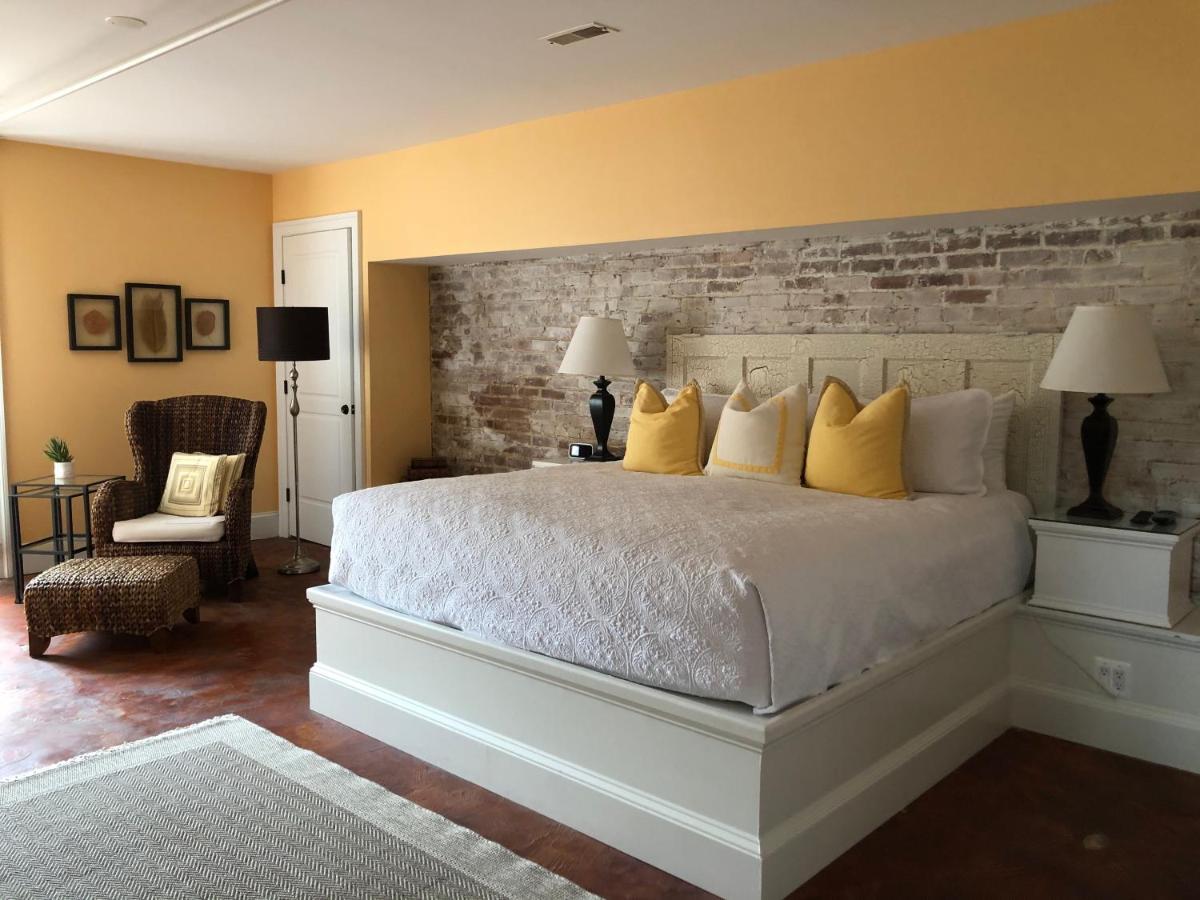 Suites At 249 Culpeper Luaran gambar