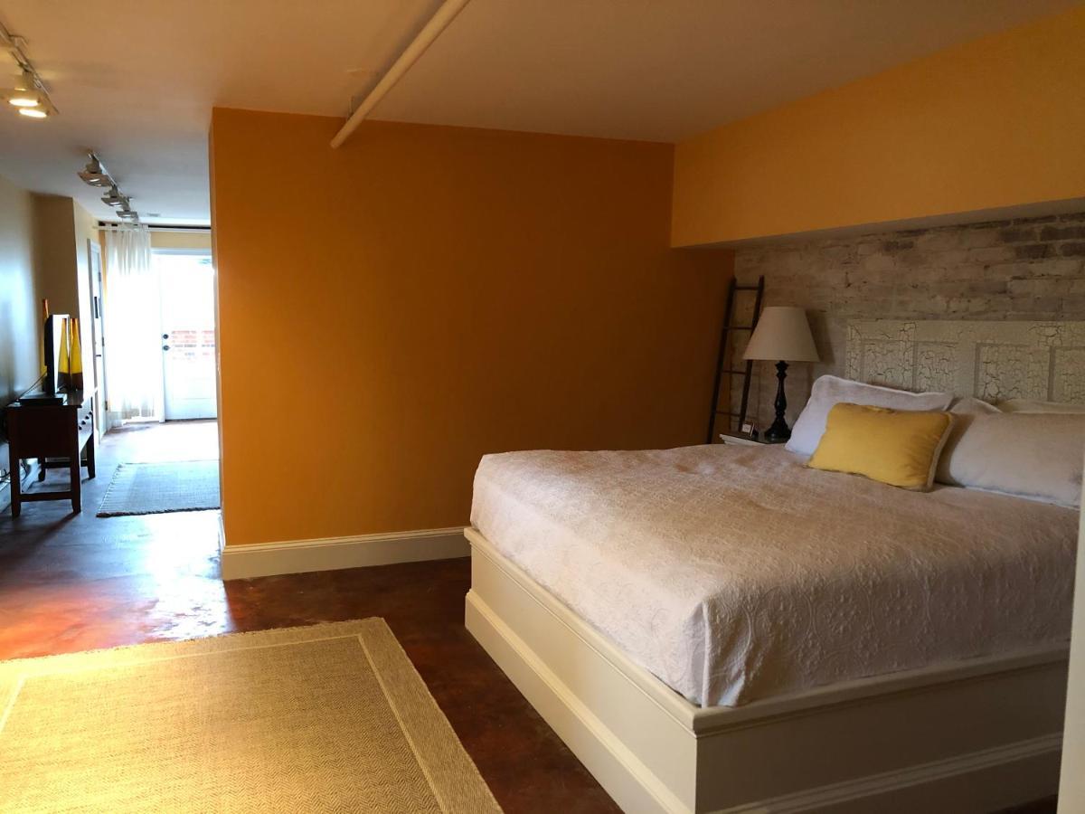 Suites At 249 Culpeper Luaran gambar